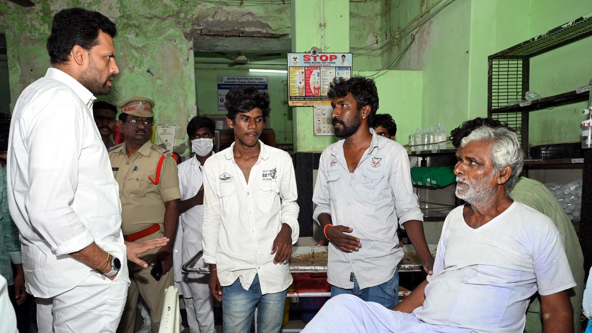 A.P. Industries Minister Bharath reviews development works at Kurnool GH