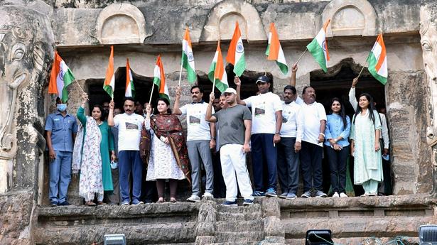 Heritage walk to Undavalli caves draws many