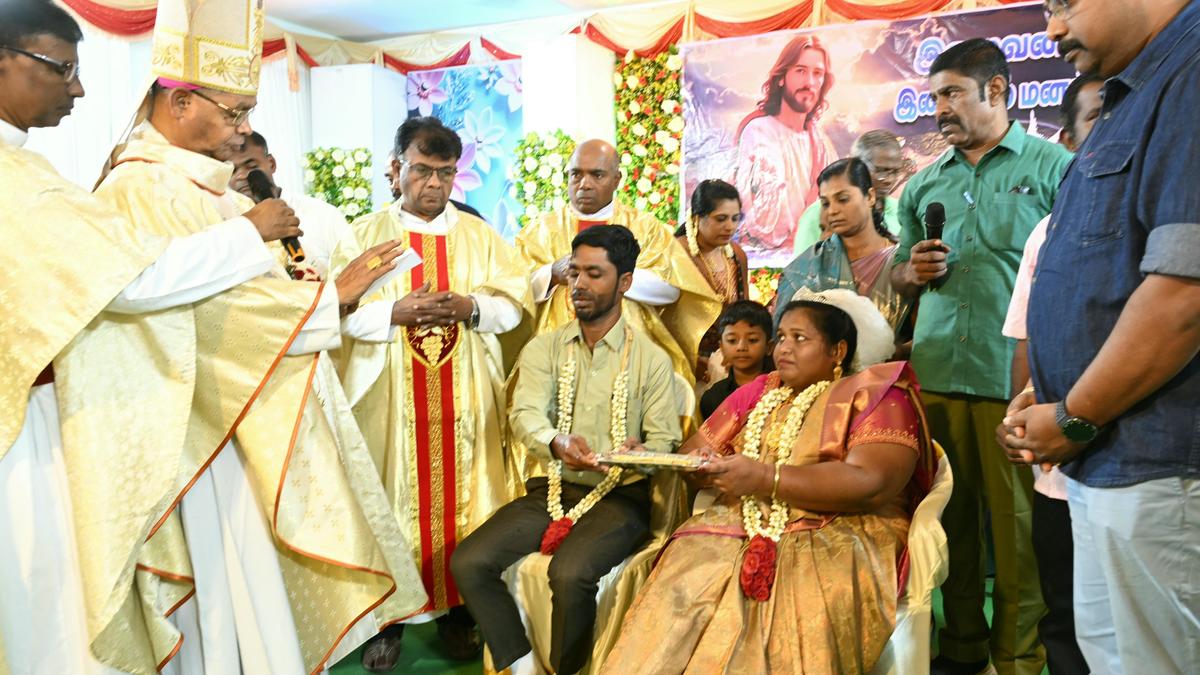 Free wedding organised for five differently abled couple