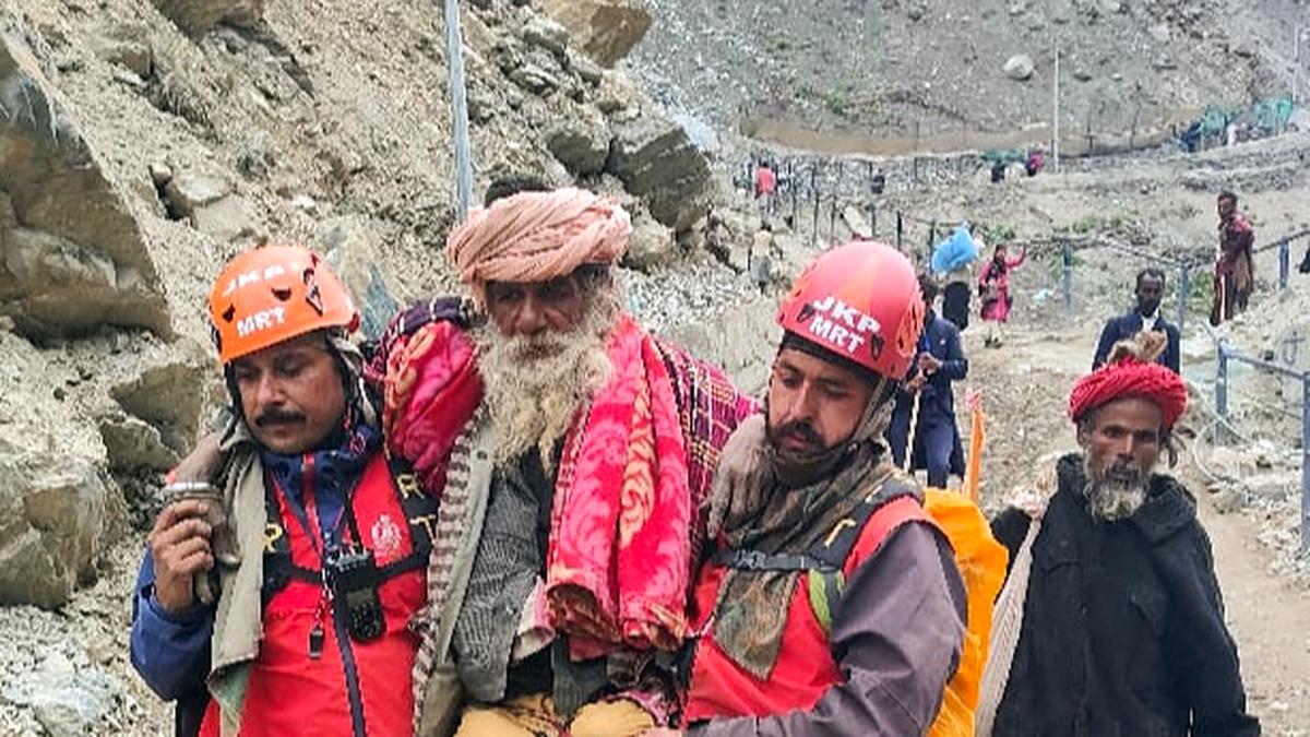 Over 4,800 pilgrims leave Jammu for Amarnath cave shrine