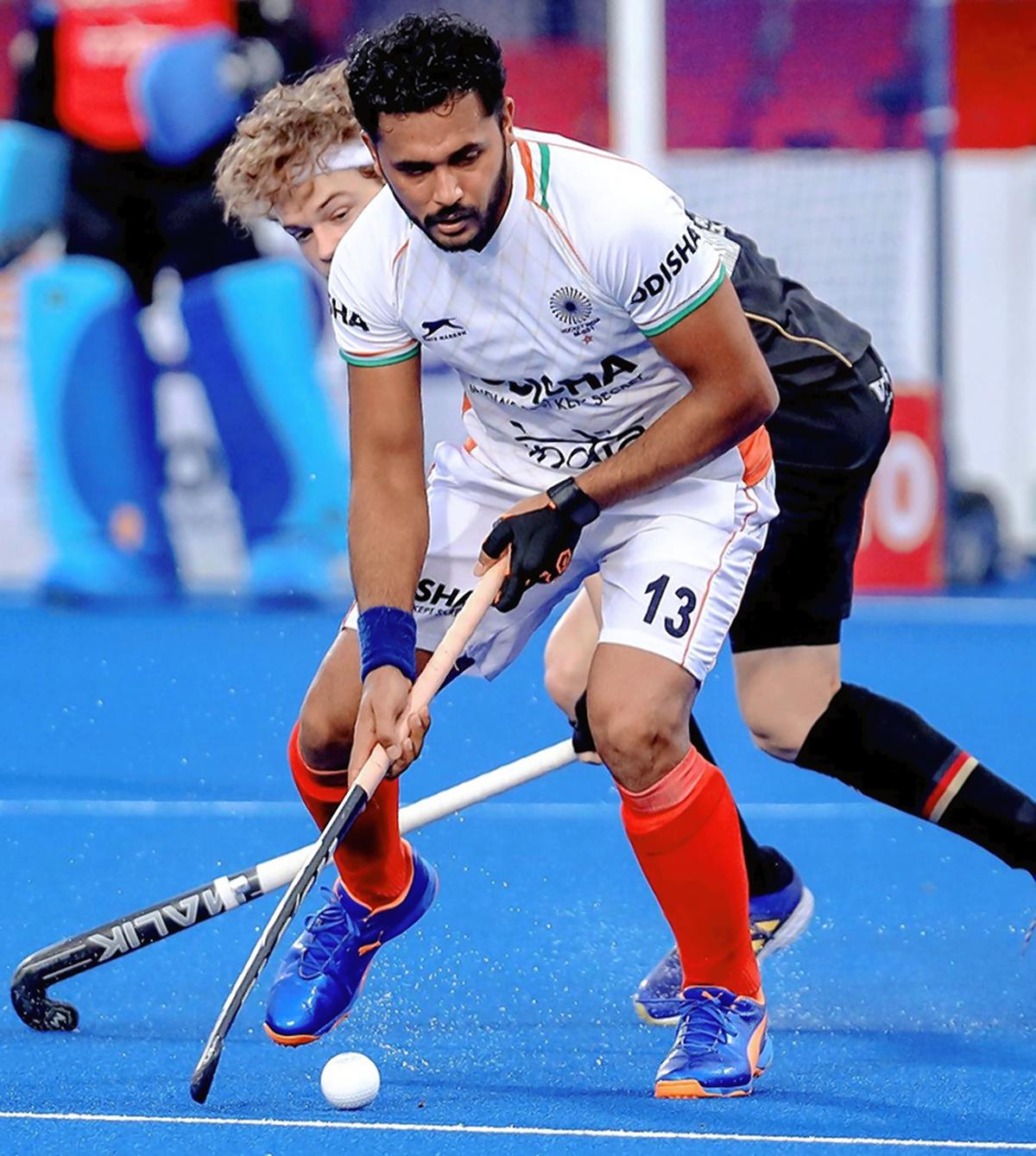 Harmanpreet Singh wins record making hockey honour
