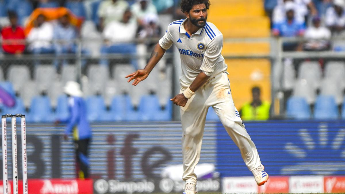 TEST CRICKET | India shoots itself in the foot after dominating most of the day