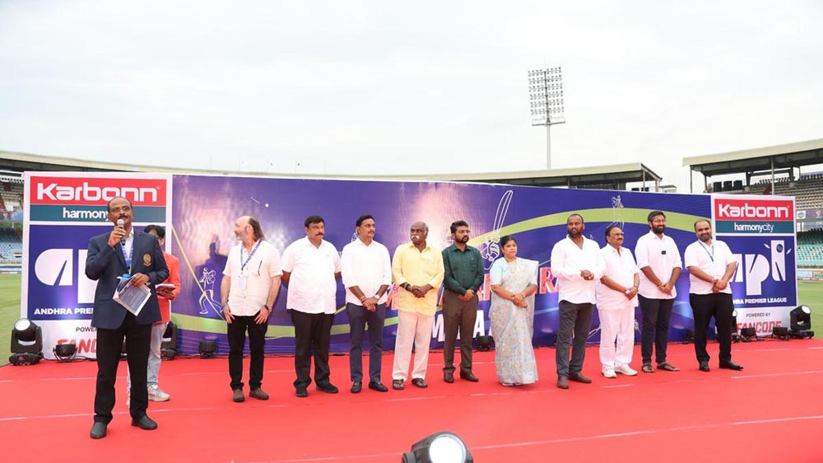 APL season three begins on a grand note at ACA-VDCA Stadium in Visakhapatnam