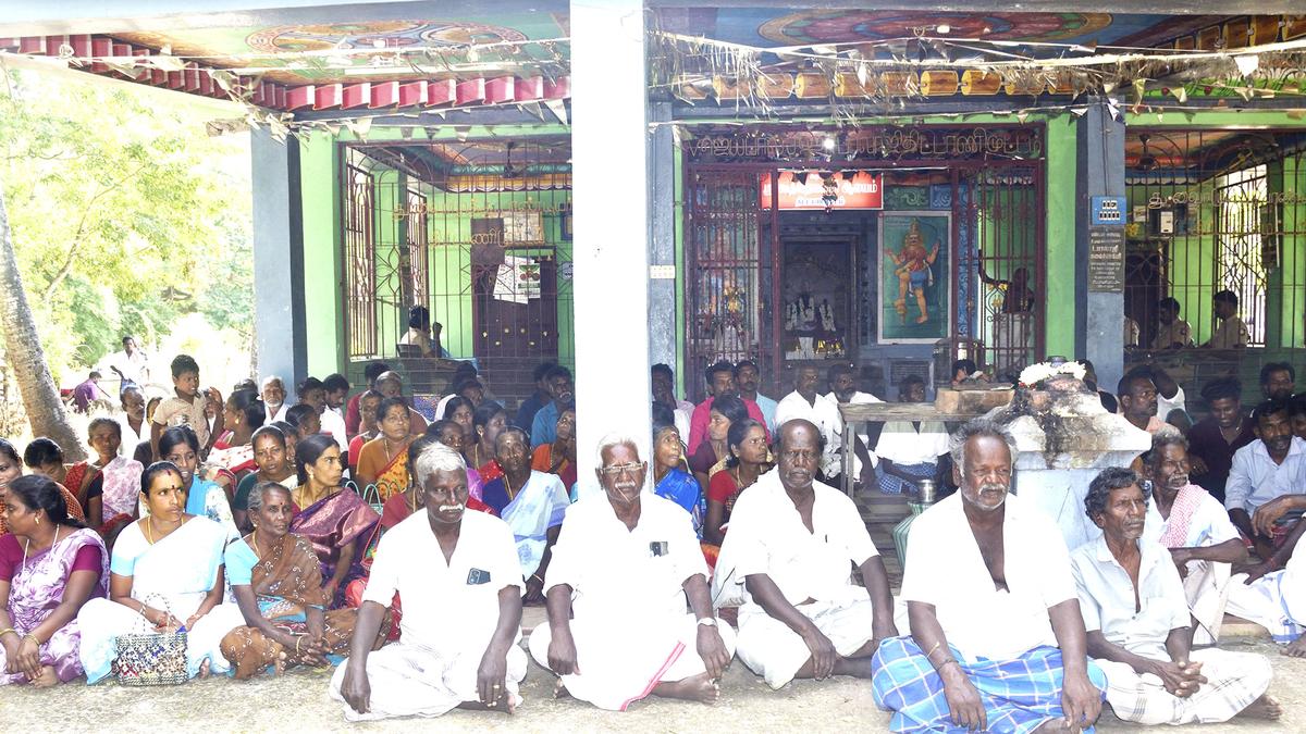 Scheduled Caste residents stage protest against denial of role in temple festival at Thittanimuttam in Tiruvarur district