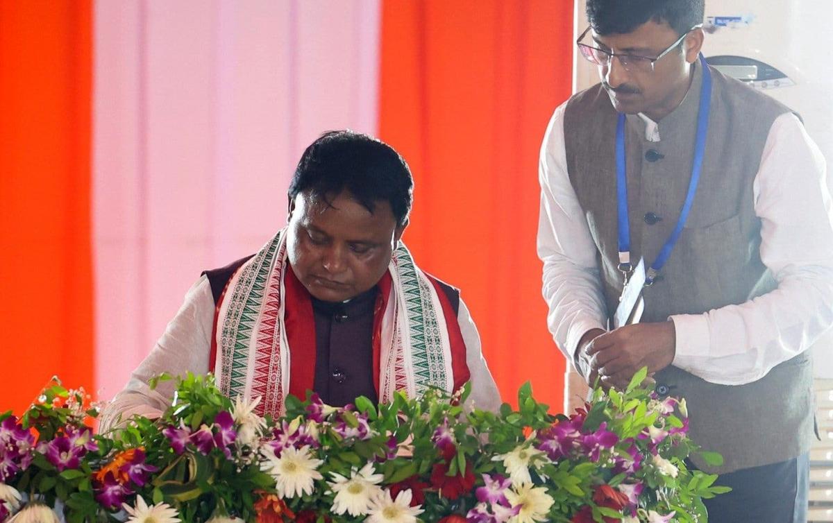 Mohan Charan Majhi sworn in as Odisha's first BJP Chief Minister - The Hindu