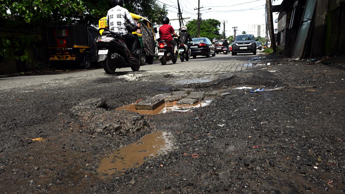 Agencies directed to repair damaged Kochi city roads before Onam