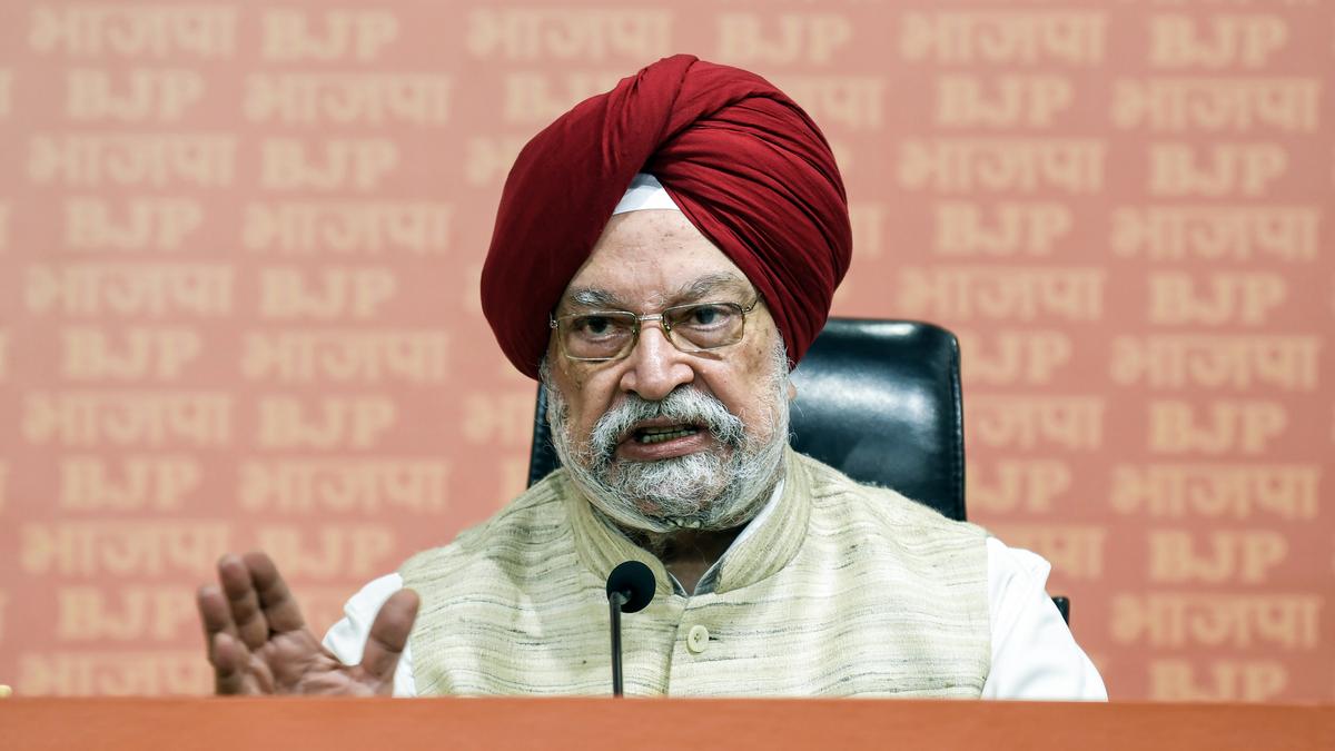 Union Minister Hardeep Puri accuses Rahul Gandhi of crossing limit for "political interest"