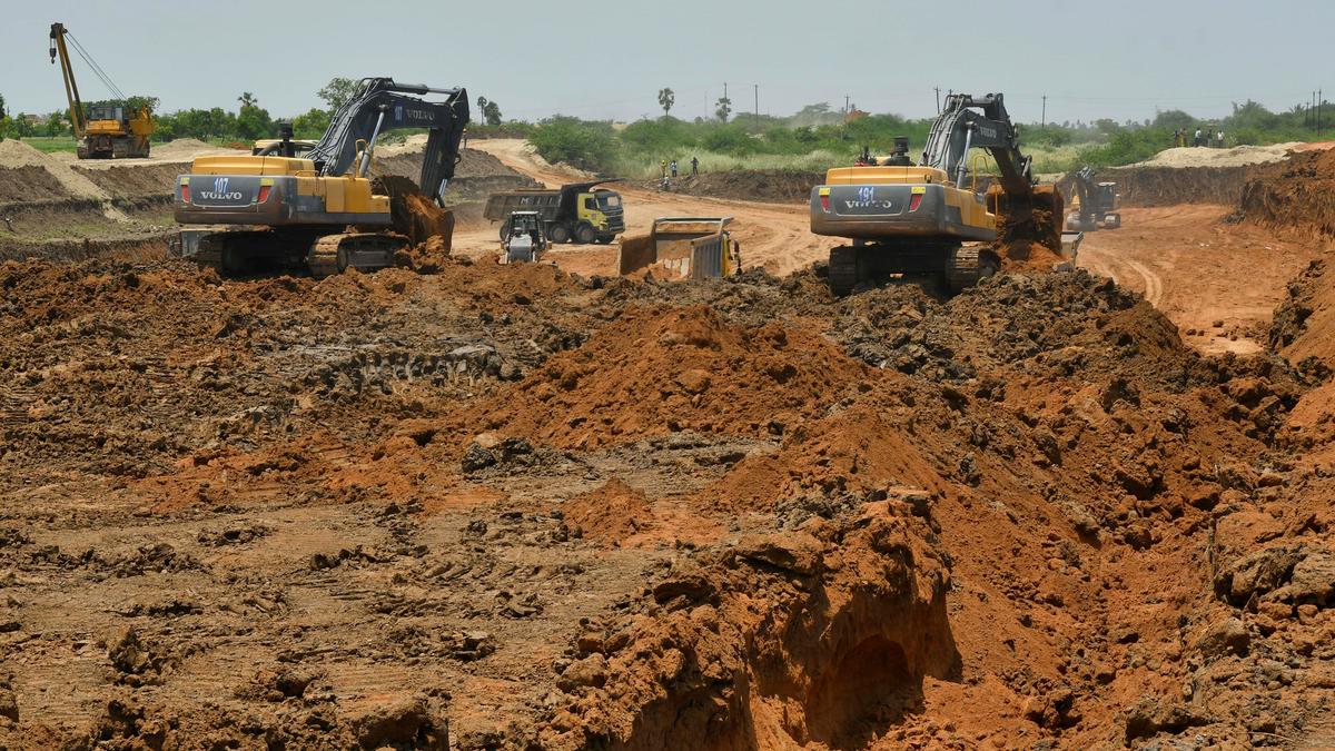Madras High Court orders compensation of ₹40,000 per acre for standing crops damaged for Paravanar canal diversion