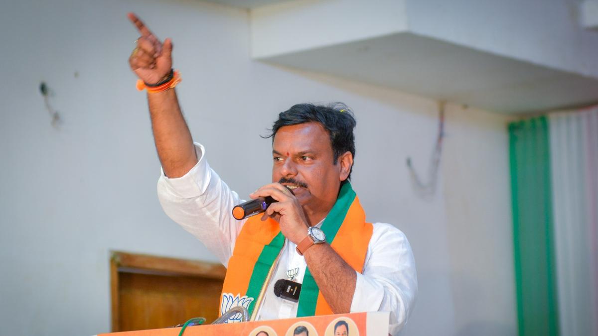 Madhav calls for concerted efforts to strengthen BJP in Andhra Pradesh