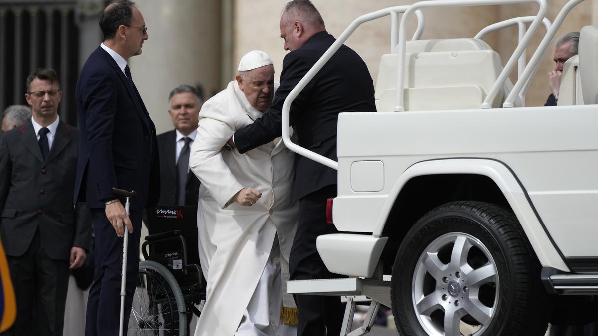 Pope Francis to be hospitalised for days for lung infection: Vatican