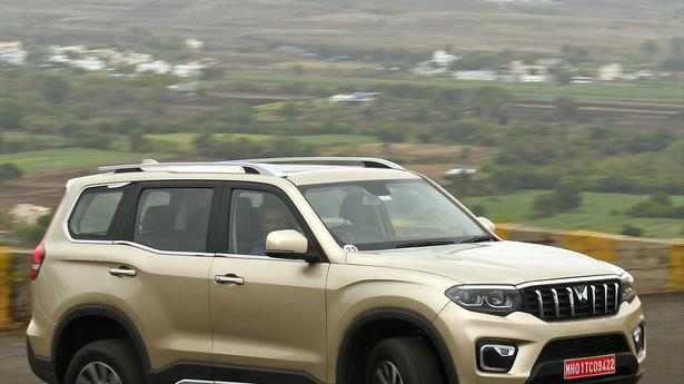 Passenger vehicle sales to remain in fast lane in August: report