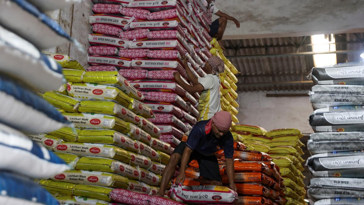 Wholesale inflation stays in negative for fourth month at (-) 1.36% in July