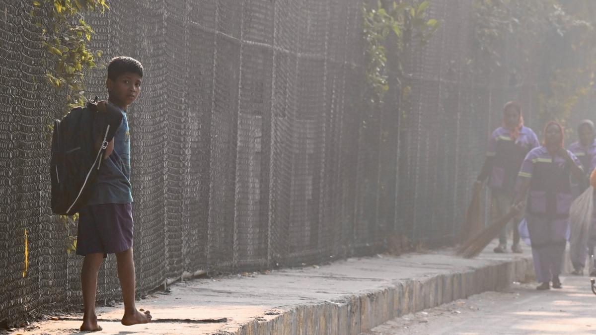 How Bengaluru’s night and early morning workers brave the cold at this time of the year