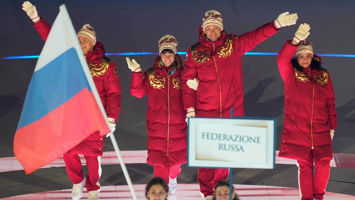 Bendera Rusia kembali saat Paralimpiade Musim Dingin Milan Cortina dibuka di tengah perang dan boikot Iran