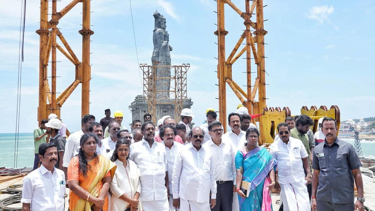 Glass bridge connecting Thiruvalluvar Statue - Vivekananda Rock Memorial to be ready by December, says Minister