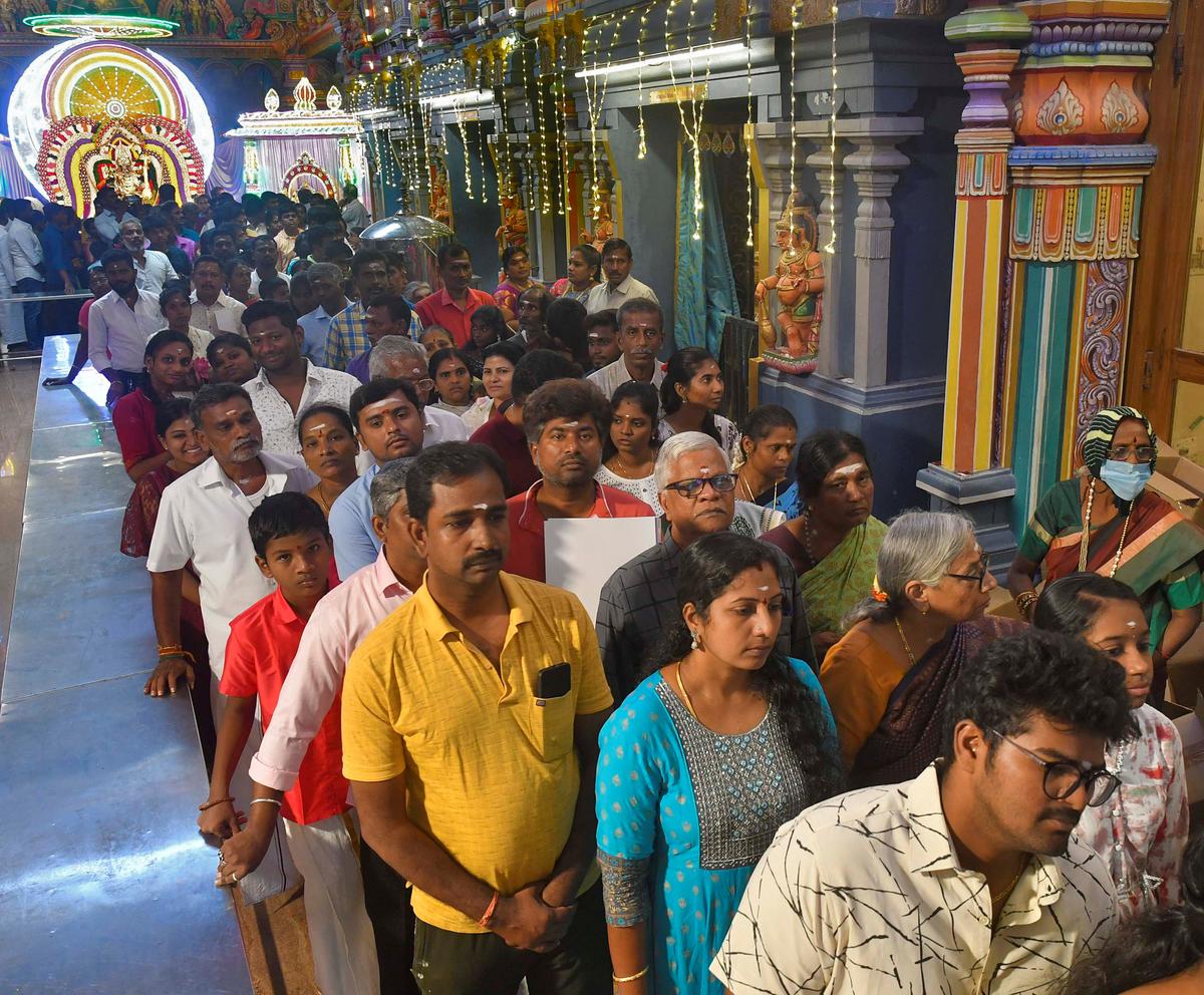 Devotees throng temples, churches, offer special prayers on New Year - The  Hindu