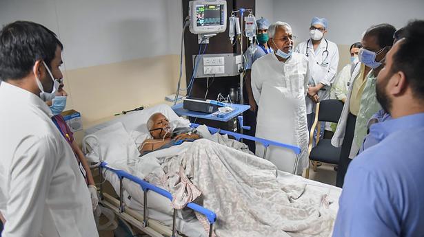 Bihar CM Nitish Kumar visits ailing Lalu Prasad at Patna hospital