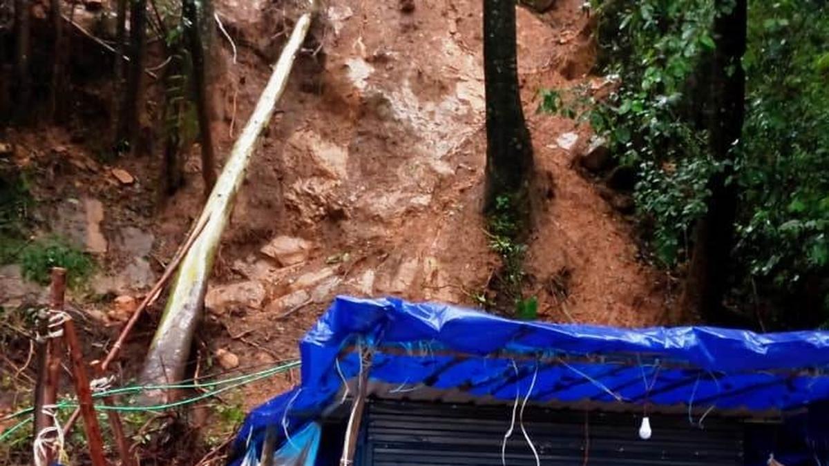 Minor landslip in Munnar town, no casualties reported