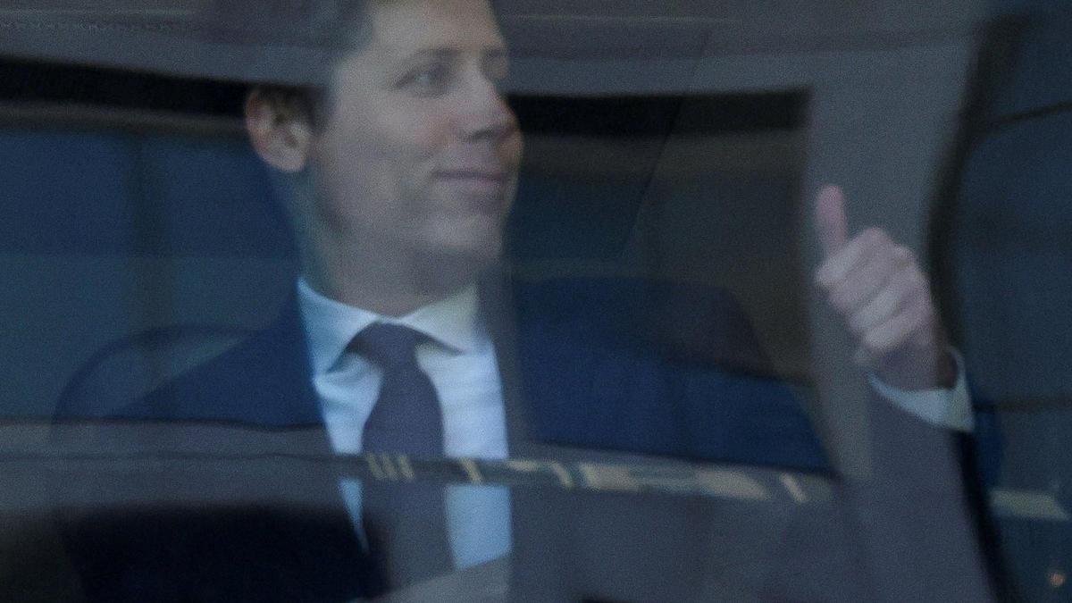 Elon Musk accuses Sam Altman's lawyer of trying to trick him