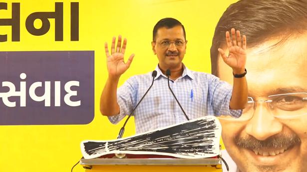 Keeping close eye on dengue: Kejriwal