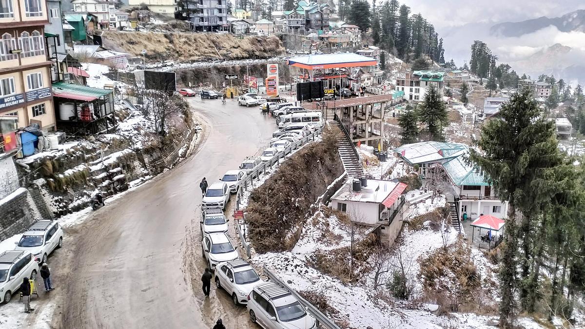 Snowfall in tribal areas and higher reaches in Himachal, cold wave grips lower hills