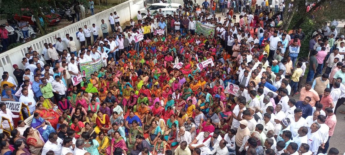 JD(S) workers stage protest against Hassan MLA
