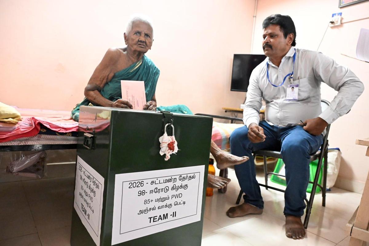 Home voting for elderly, PwDs begin in Erode district