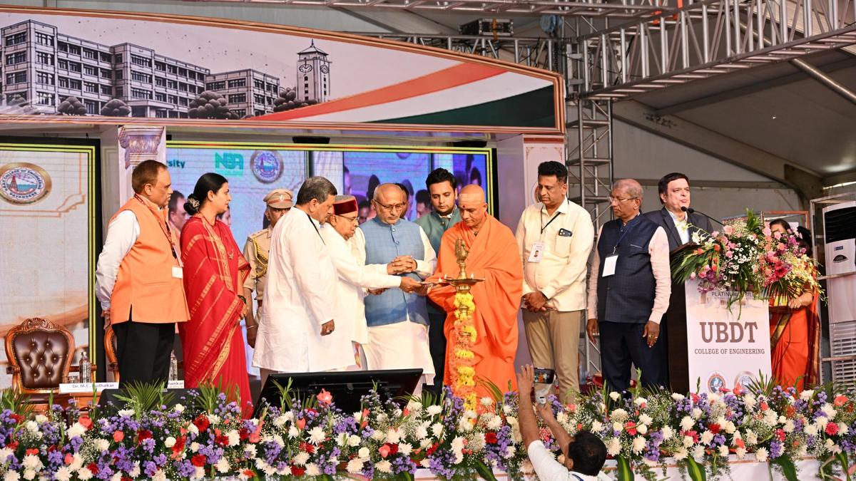Engineering institutions must nurture innovators, nation builders with ethical values: Vice-President