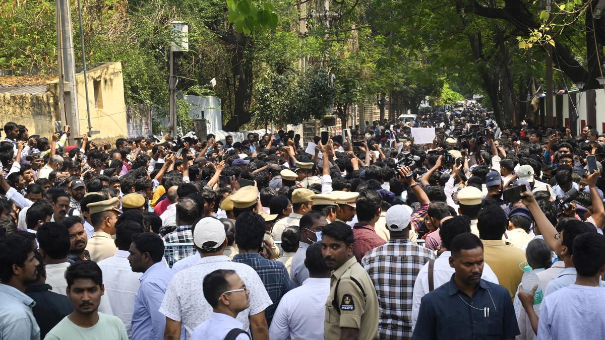 Tension in Secunderabad as followers demand probe into gospel preacher Pagadala Praveen’s death