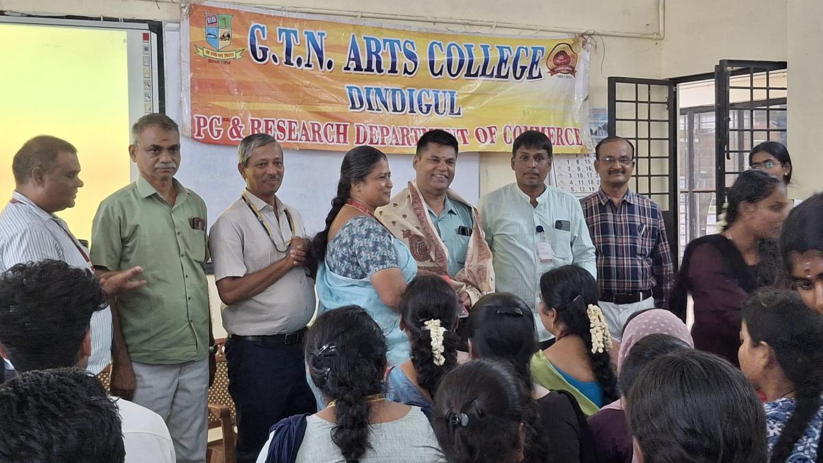 Dindigul: G.T.N. Arts College organises seminar on Job Opportunities in Life Insurance Sector. Dindigul: G.T.N. Arts College organises seminar on Job Opportunities in Life Insurance Sector.
