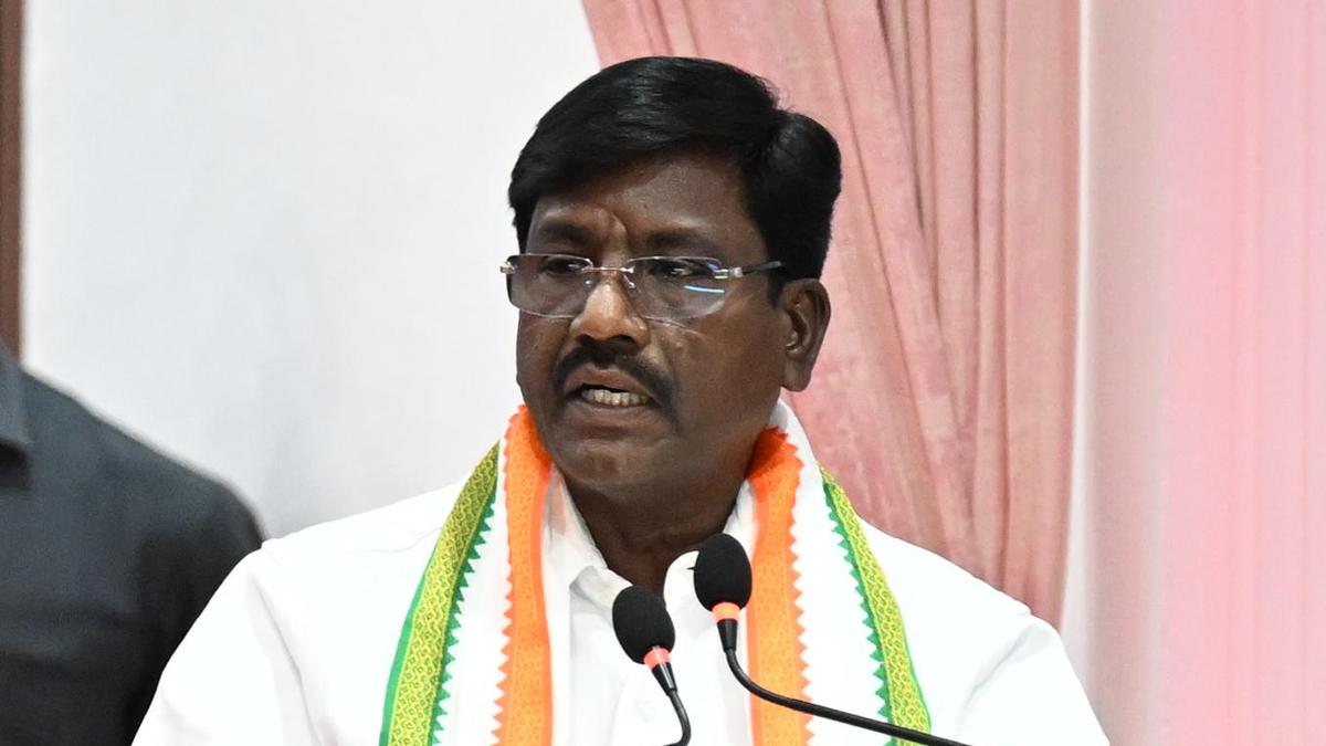 T.N. Higher Education Minister says CM need not be Chancellor of universities; VCK criticises remark