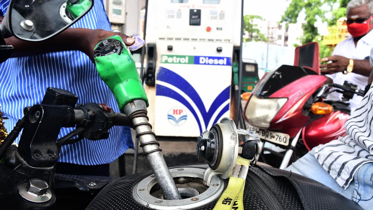 Marginal hike in fuel prices in Kolkata