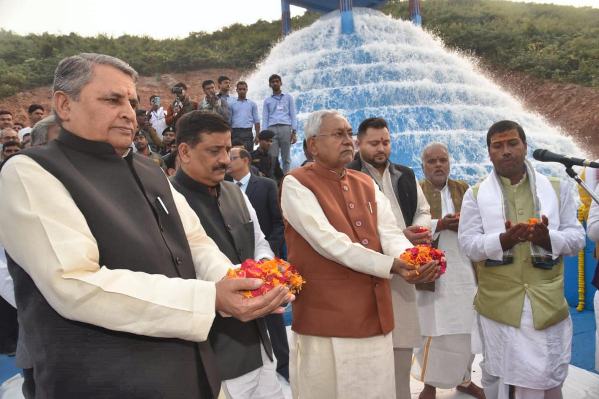 Nitish Kumar launches Ganga water supply scheme