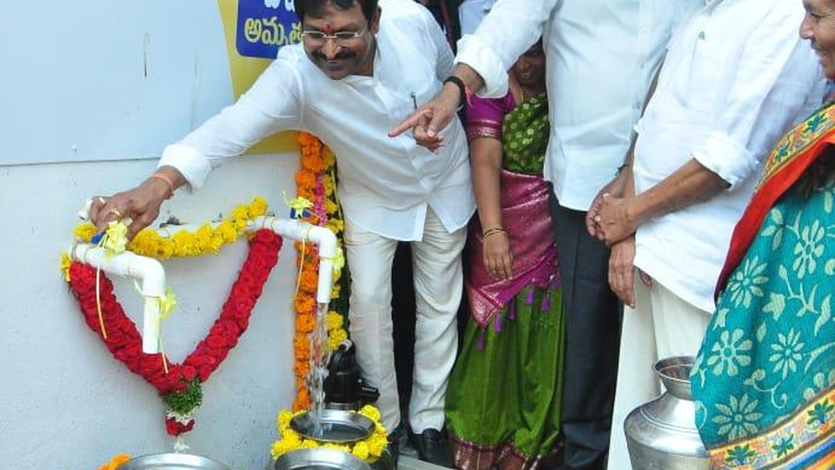 Nellore district to get 19 more drinking water plants by Sankranti: MP