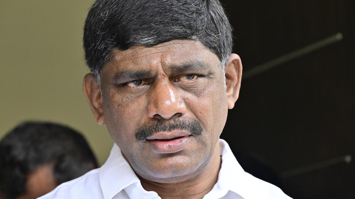 D.K. Suresh calls for probe into predatory pricing of milk by quick commerce platforms