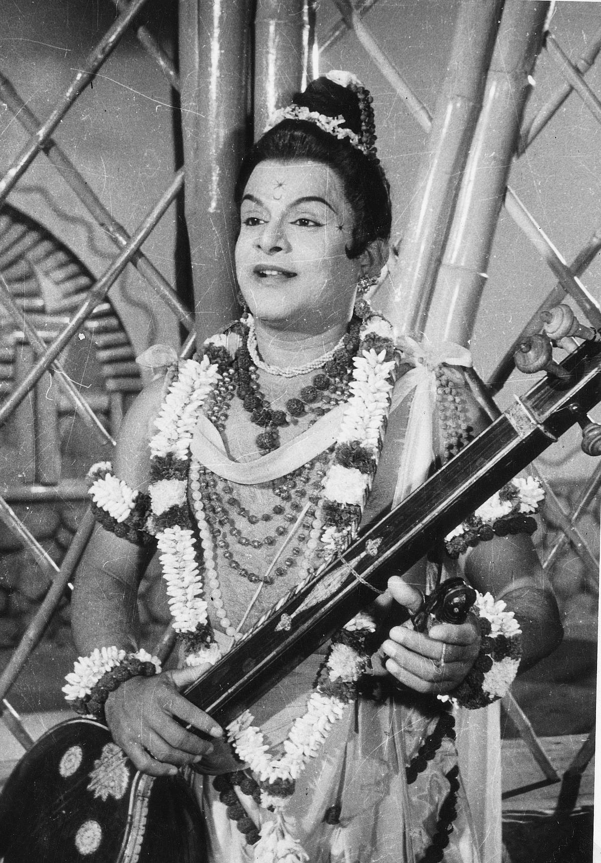 Mahalingam as Narada in Shrivalli.