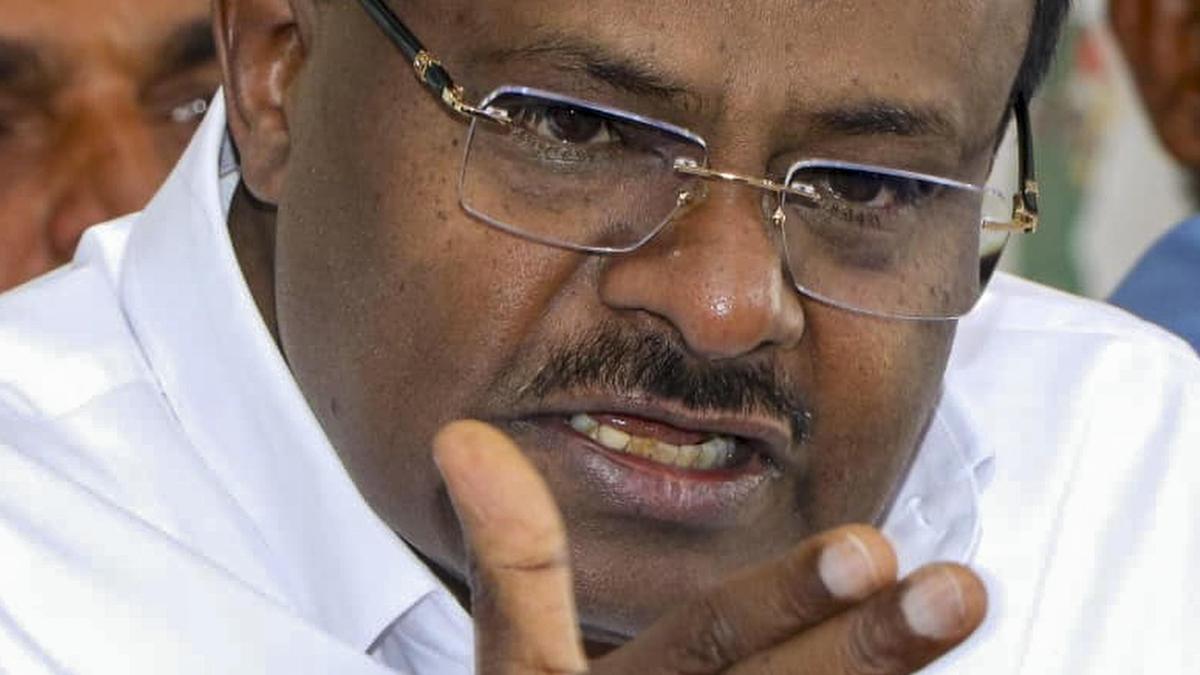 HDK urges government to drop Bidadi township project