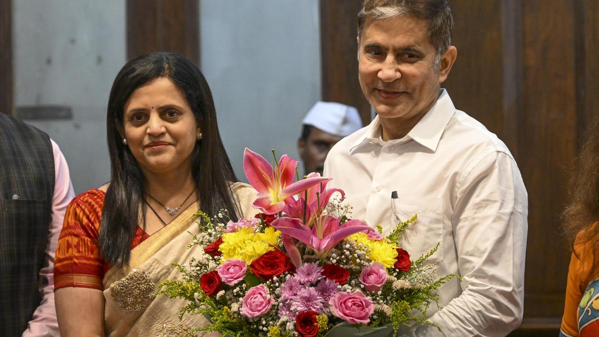 Ashwini Bhide becomes the first woman commissioner of Mumbai corporation