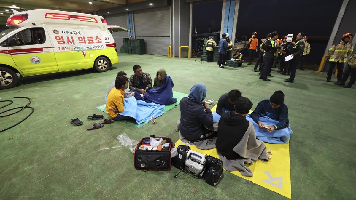 At least two dead, 12 missing after a fishing boat sinks off South Koreas Jeju island