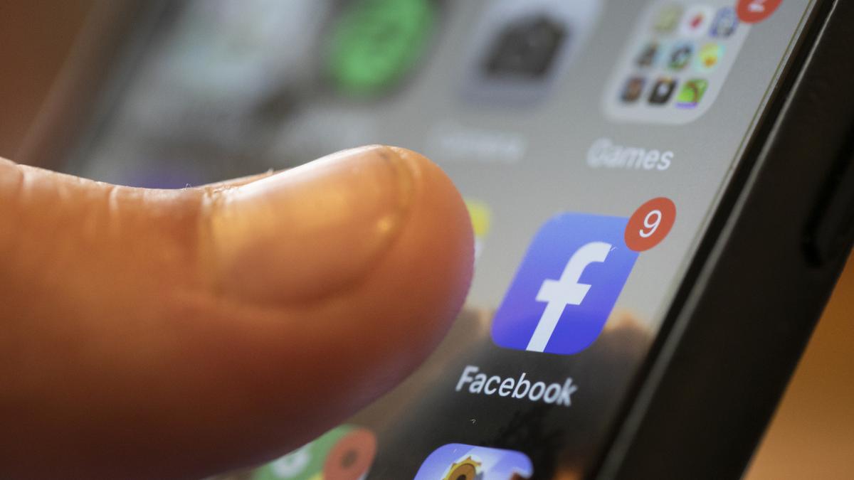 Tech industry group sues Arkansas over new social media laws