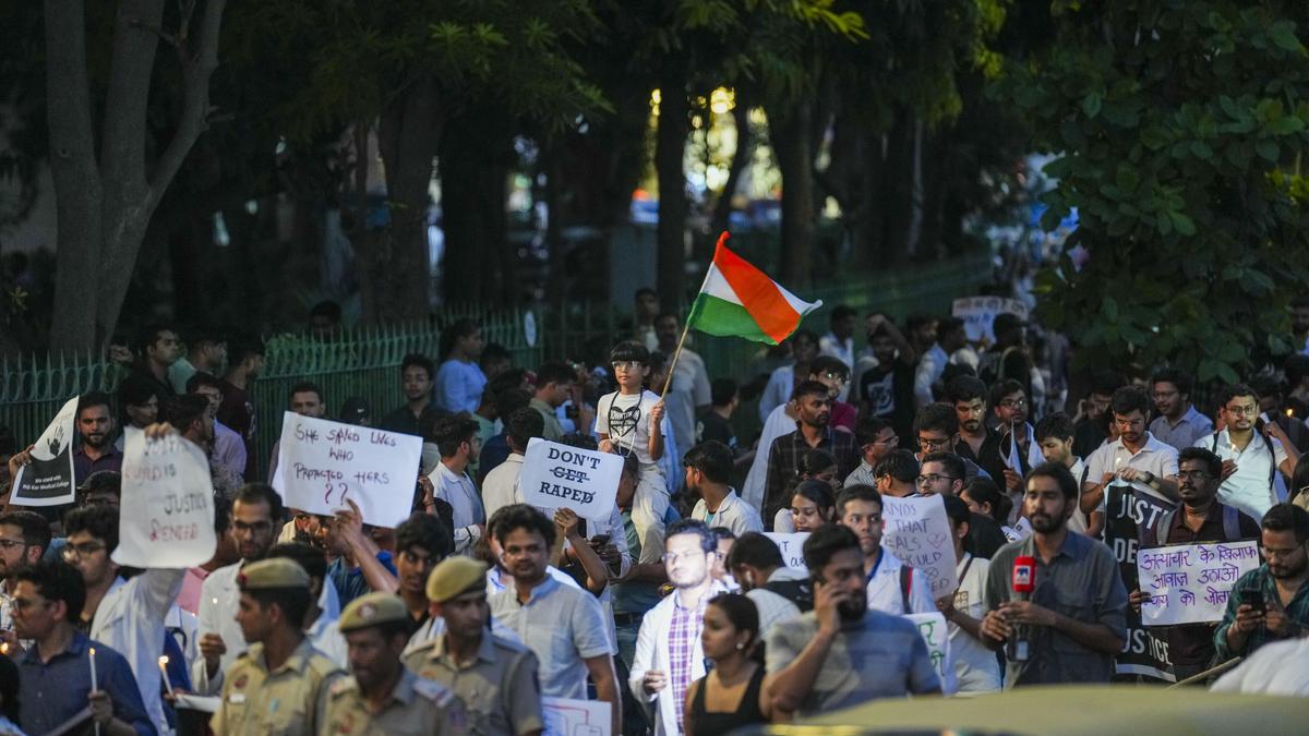 Top news of the day: Supreme Court takes suo motu cognisance of Kolkata doctor’s rape and murder; Champai Soren in Delhi amid speculations of BJP switch, and more