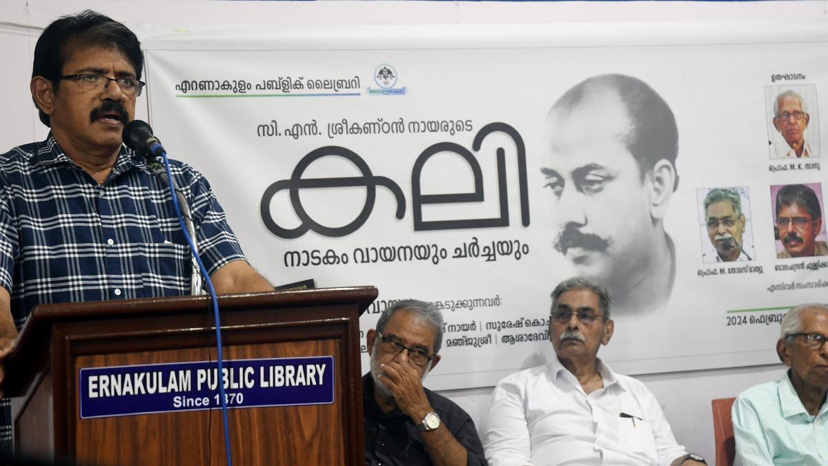 Chullikad hits out at discrimination towards Malayalam writers