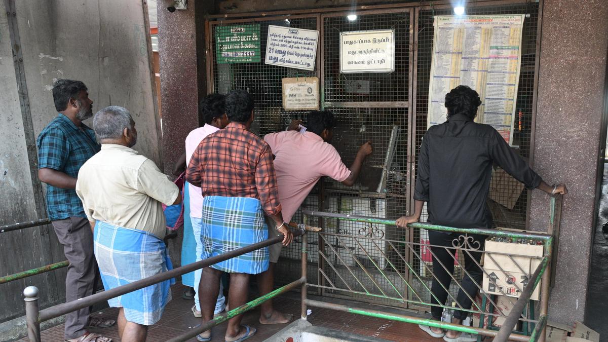 Close seven problematic TASMAC outlets in new bus stand and Kannankurichi, demands public