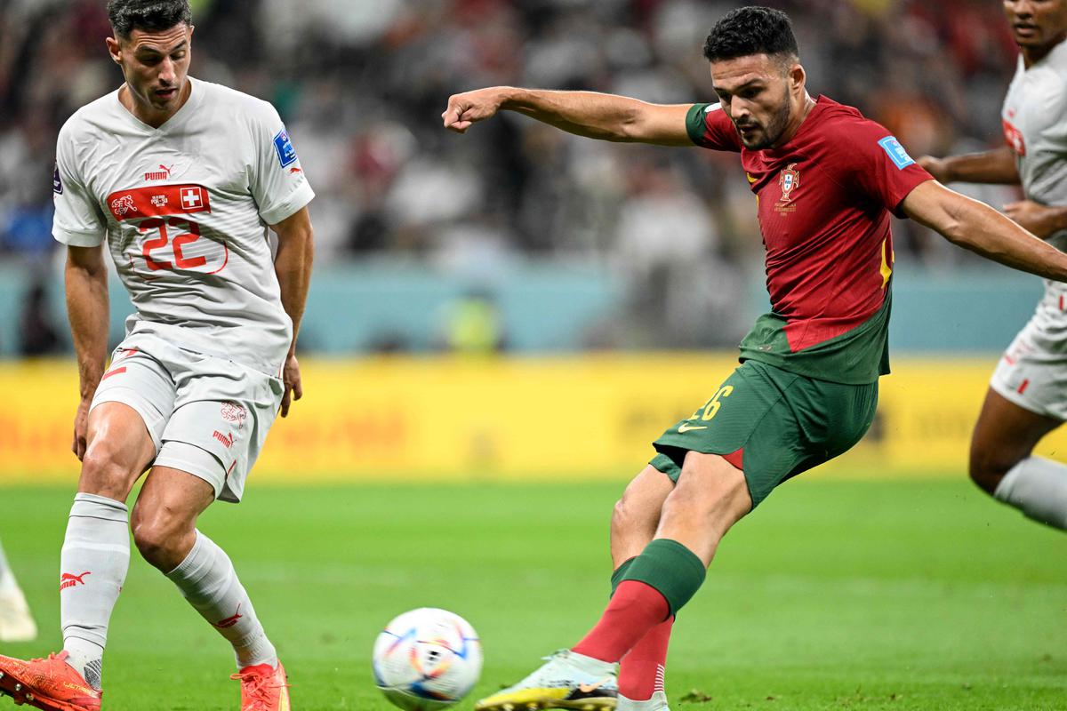Coupe du Monde de la FIFA 2022 |  Le Portugal bat la Suisse 6 buts à 1 et se qualifie pour les quarts de finale de la Coupe du monde