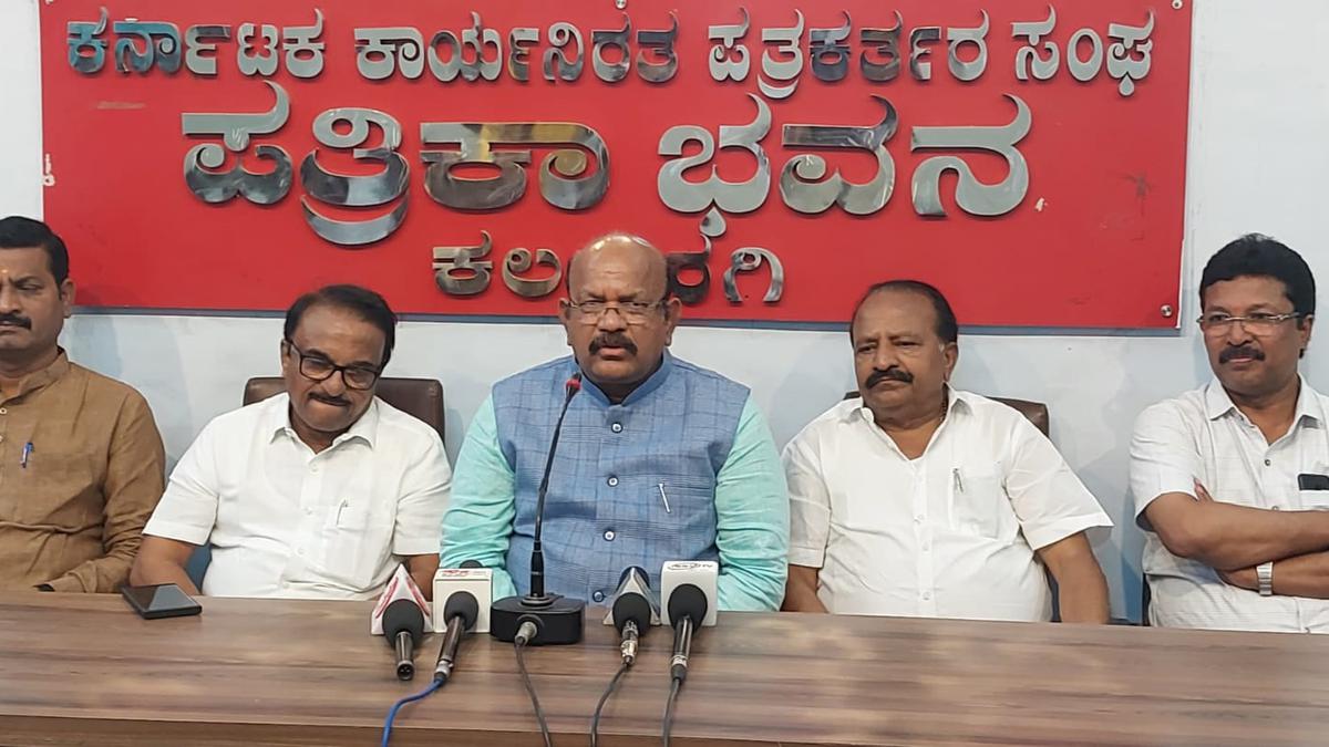 Umesh Jadhav says he tried to bring railway division to Kalaburagi