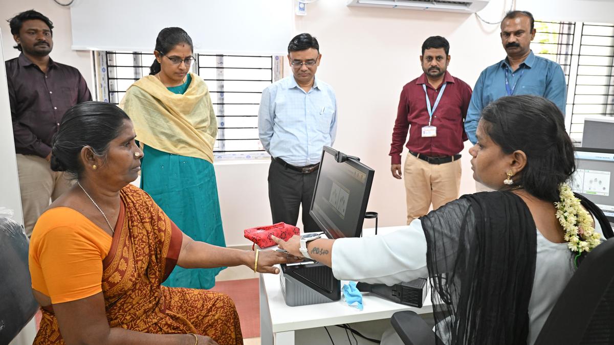 UIDAI opens State&rsquo;s first Aadhaar Seva Kendra  in Madurai