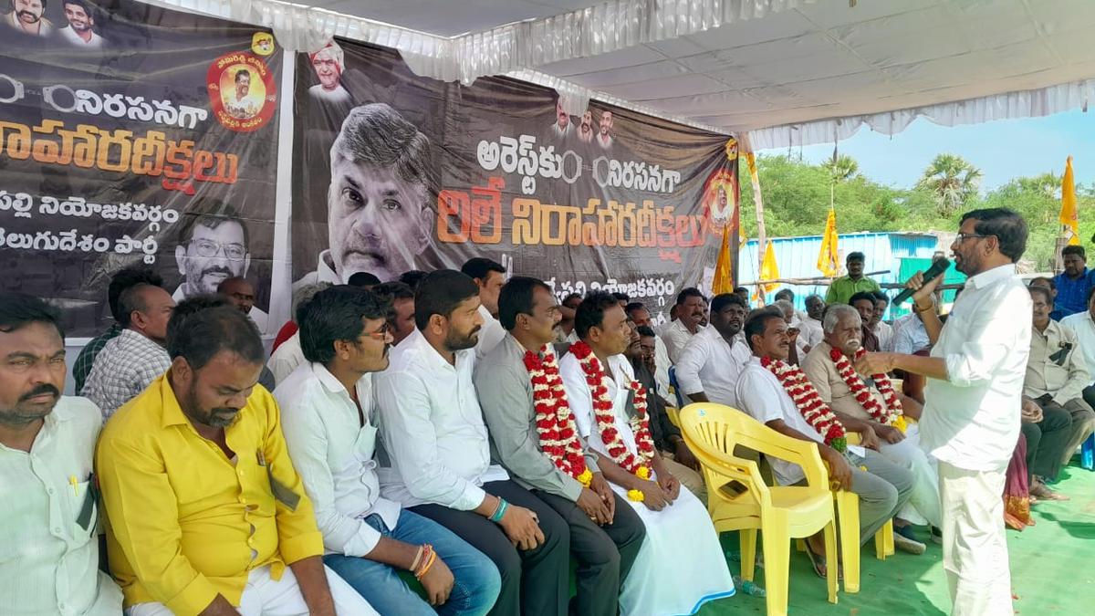 TDP cadre walk backwards to protest against Jagan’s ‘retrograde policies’ in Andhra Pradesh