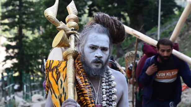 Fourth batch of over 6,000 pilgrims leaves Jammu for Amarnath cave shrine