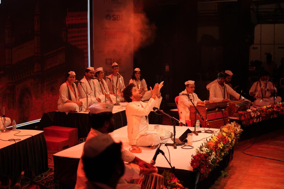 Mahesh Kale’s ‘Abhangwari’ is dedicated to songs on Vitthal.