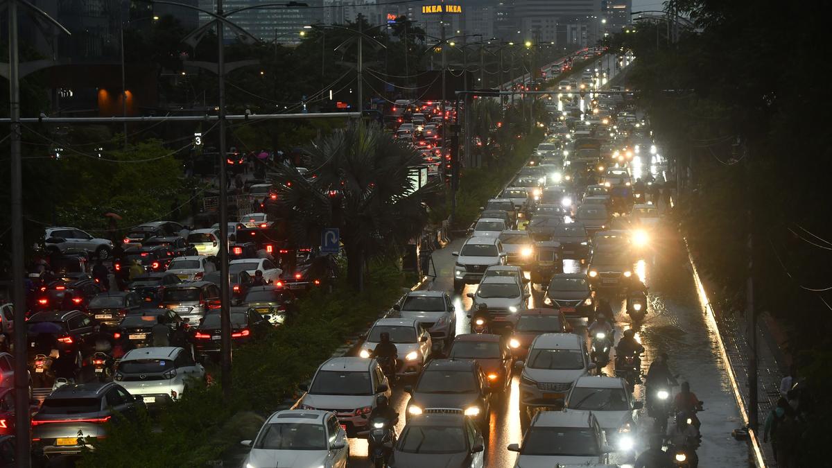 Cyberabad police’s phase-wise log-out proposal to IT firms to ease traffic